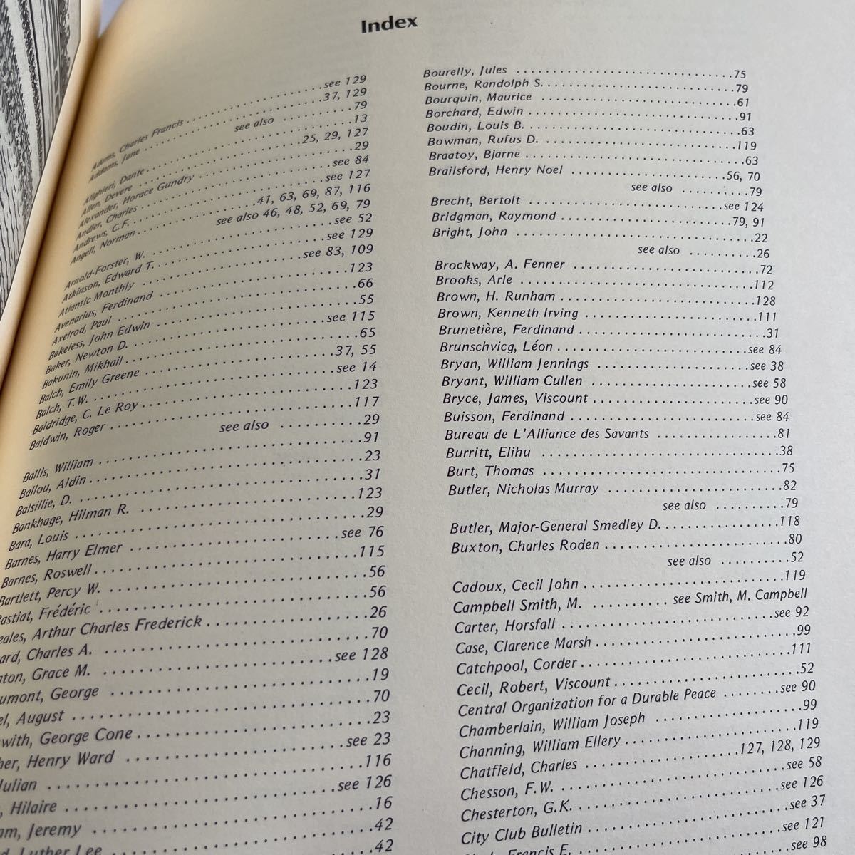 英語『The Garland Library of War and Peace/A Collection of 360 Titles Reprinted in 328 Volumes』1971年 136p戦争と平和　ガーランド_画像8