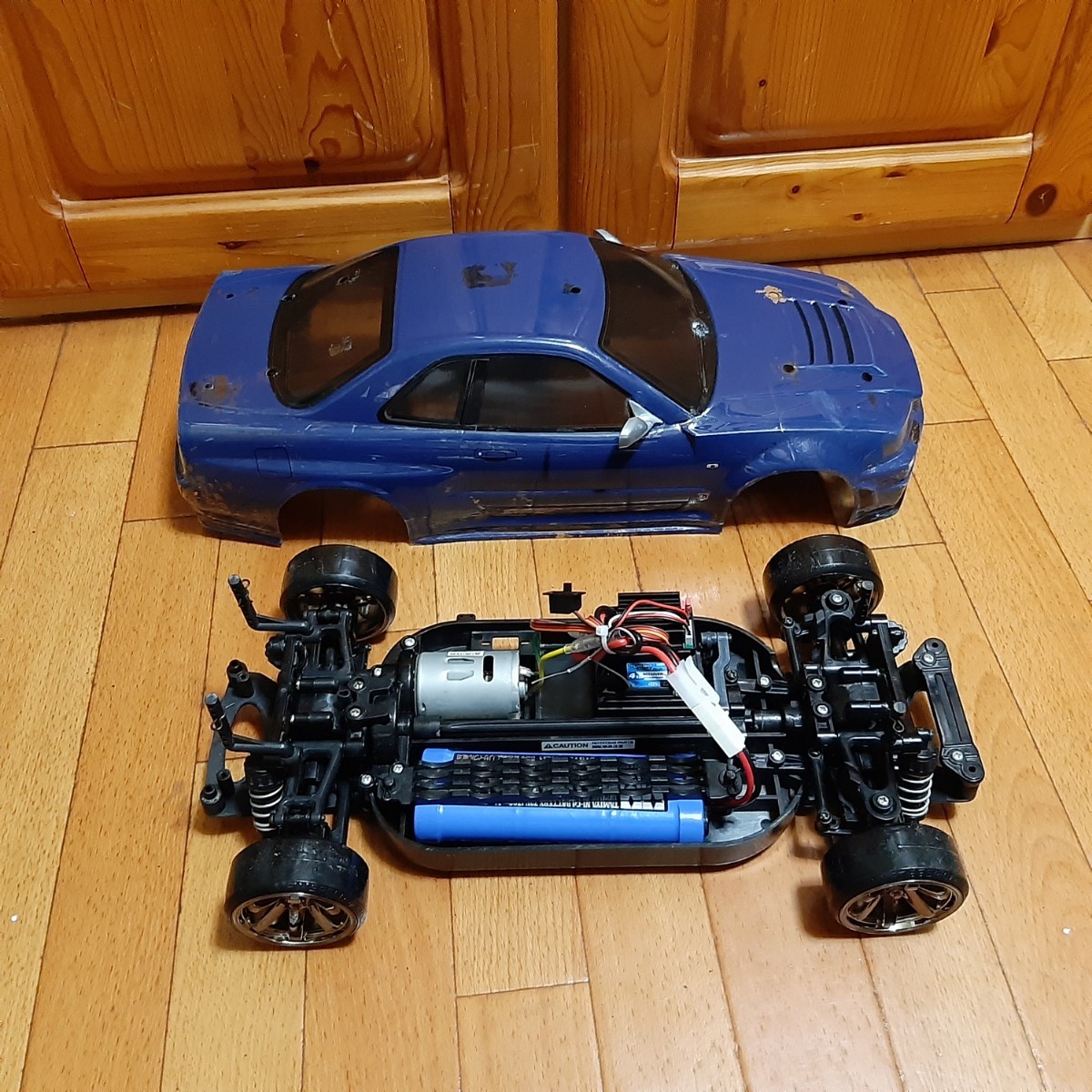 即決《送料無料》 タミヤ ドリフト ラジコン フルセット TT01 34 即決《送料無料》 タミヤ ドリフト ラジコン フルセット TT01 34