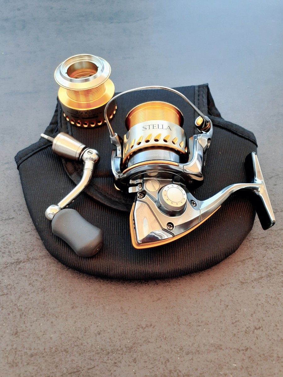 代引不可 奇跡の極美品!シマノ04 ステラ 2500S シマノ 夢屋18ステラ