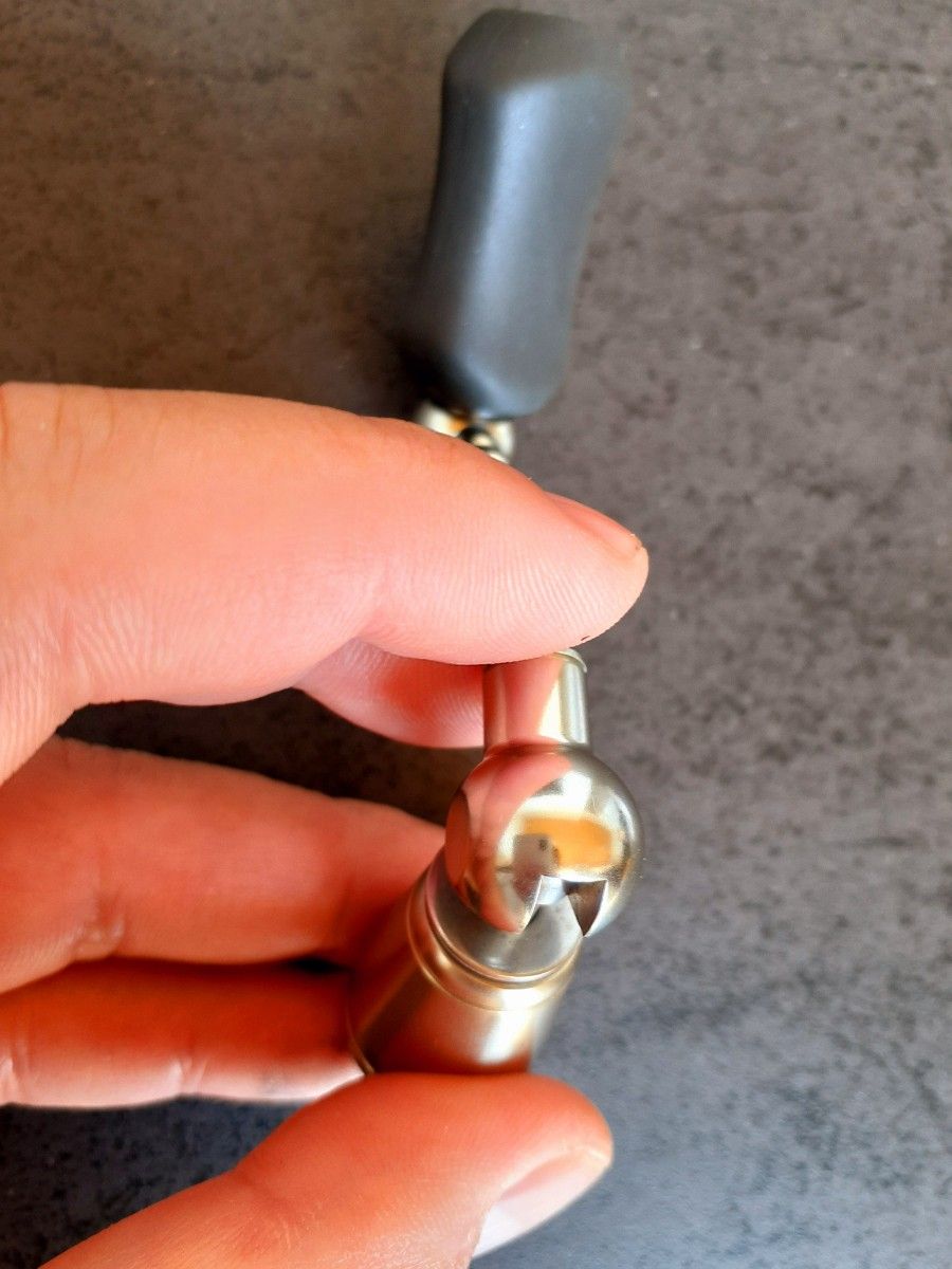 期間限定値下げ!早い者勝ち!奇跡の極美品!シマノ04 ステラ 2500S ほぼ未使用の替えスプール 2500セット