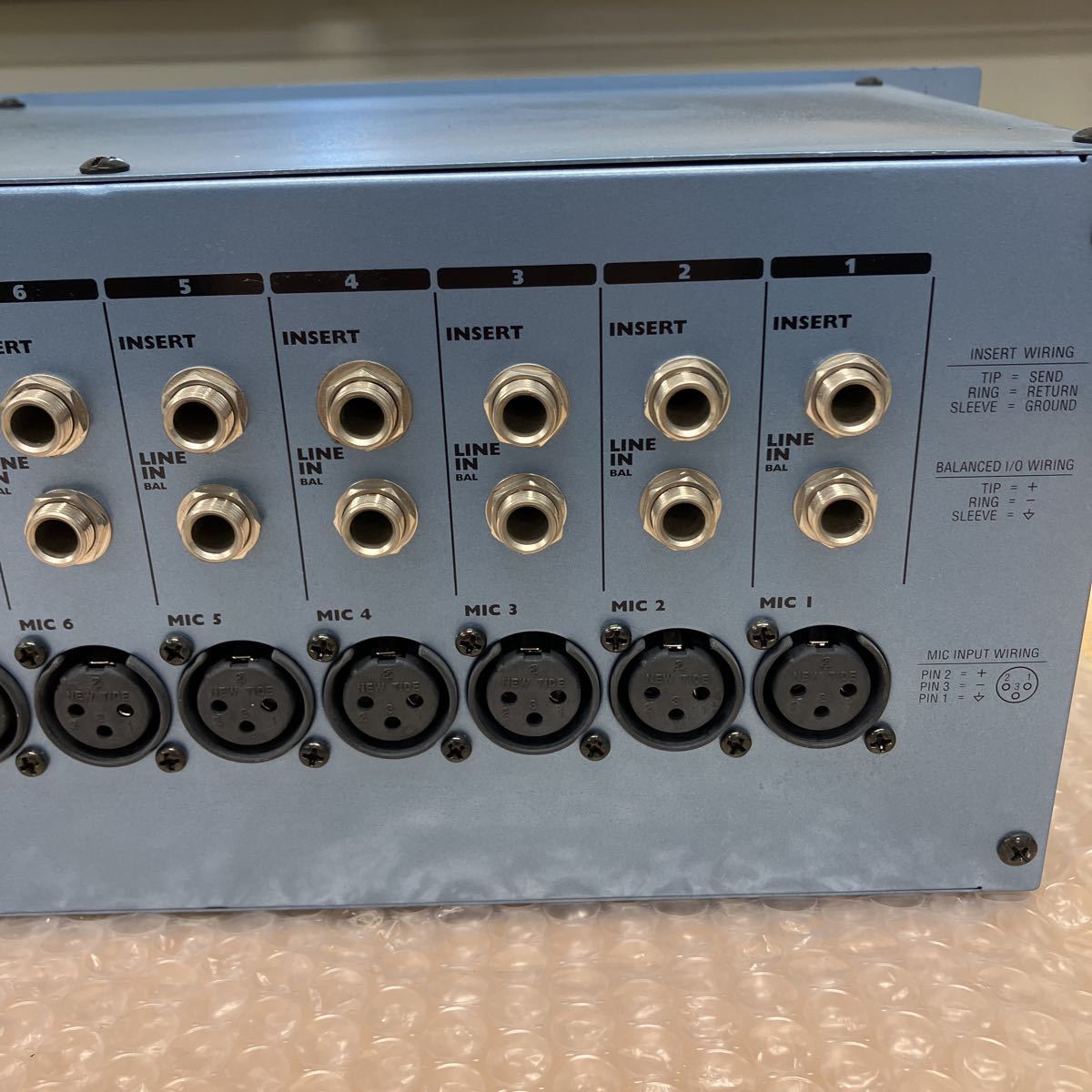 ALESIS アレシス MULTIMIX 12R ミキサー ラック式 音響機材 100-120VAC