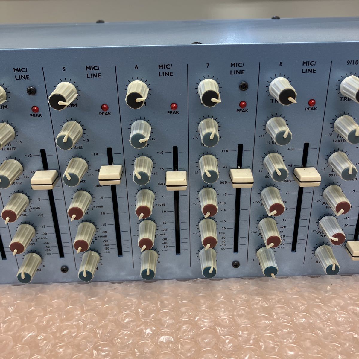 ALESIS アレシス MULTIMIX 12R ミキサー ラック式 音響機材 100-120VAC