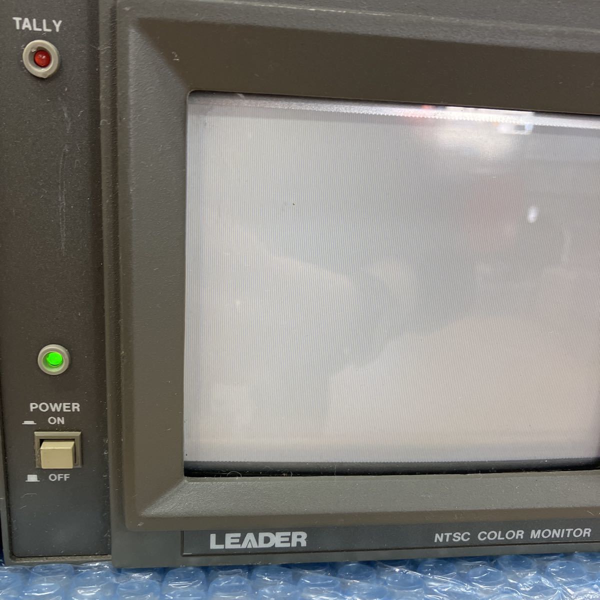 LEADER Leader электронный LR-2400V-I подставка для кейс 5130 цвет монитор Tektronix 1750 волна форма bektoru монитор электризация проверка только O-126