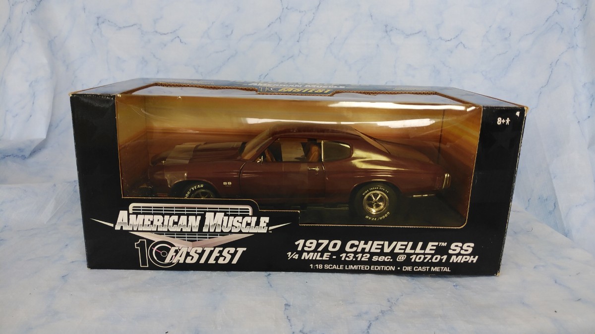 AMERICAN MUSCLE 1/18 CHEVELLE SS 1970 アメリカンマッスル　ミニカー　シェベル　未使用品　_画像9