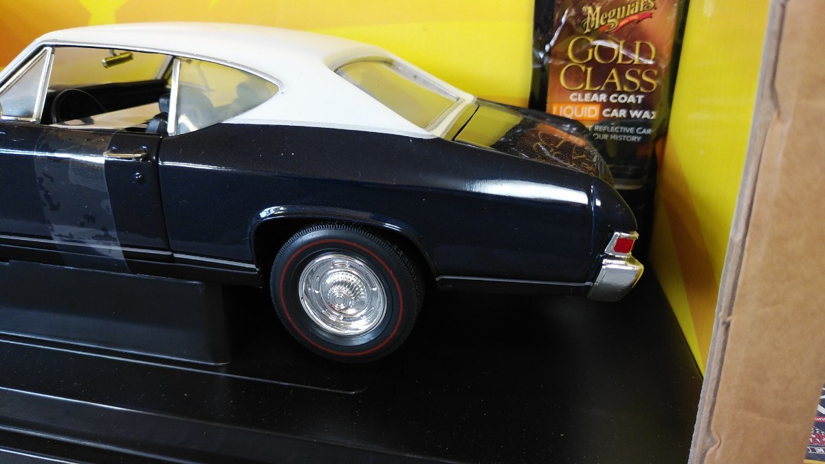 AMERICAN MUSCLE 1/18 CHEVELLE SS396 アメリカンマッスル　ミニカー　シェベル　1968 未使用品　激レア　_画像4