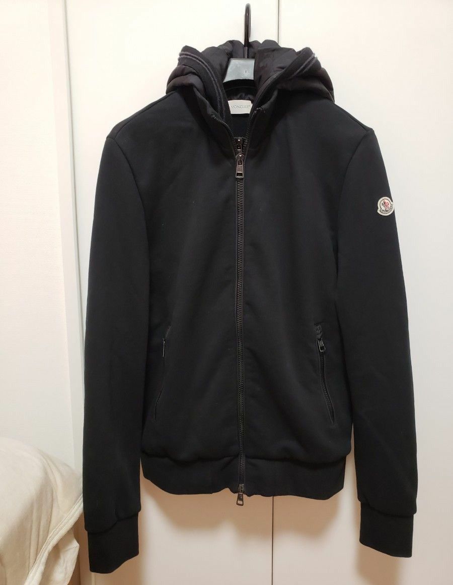 モンクレール MONCLER ジップアップパーカー ブラック M|PayPayフリマ