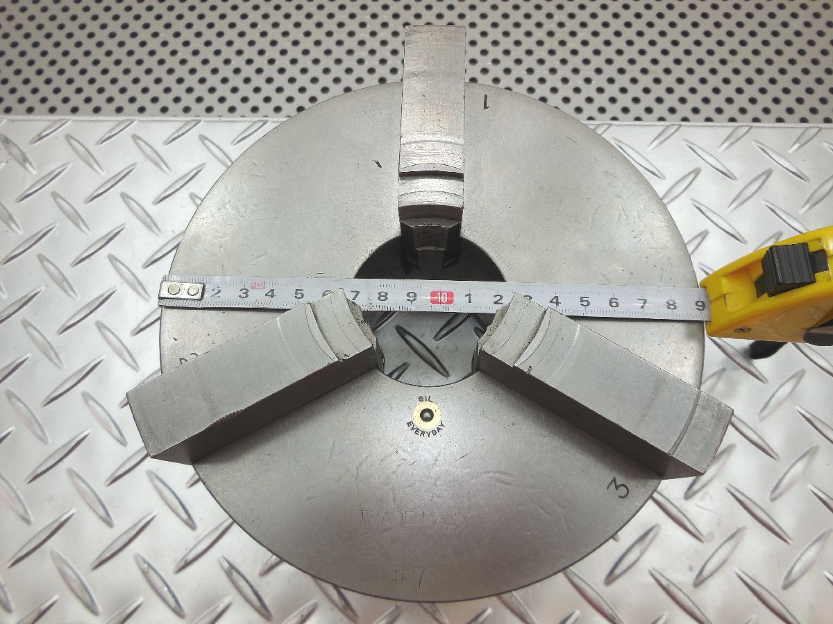 □格安部品□<帝国チャック>三つ爪 スクロールチャック 192mm □格安部品□<帝国チャック>三つ爪 スクロールチャック 192mm