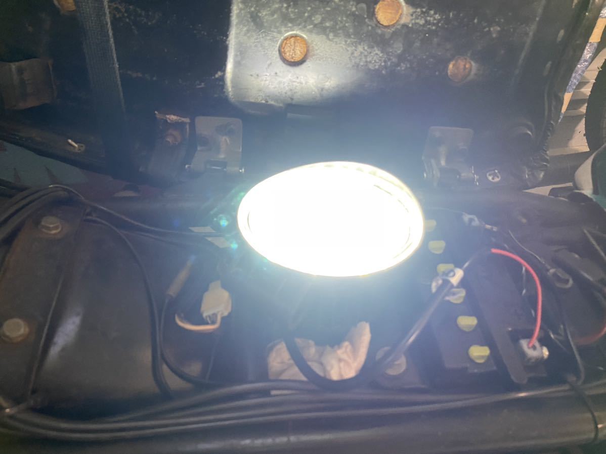 LED LED ヘッドライト 作業灯　投光器　フォグ　汎用品　拡散　サブライト　ヘッドランプ　ジープ　クロカン　SUV ランクル　ジムニー_画像1