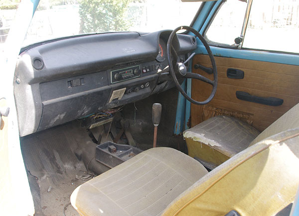 1975年式 空冷VWビートル 1600cc ヤナセ物 長期不動車 引き取り限定の画像8