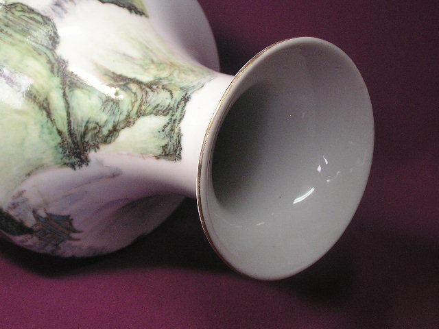 殿堂 春霞・青緑楼閣山水図花瓶・「台湾随一の画工筆」 花瓶