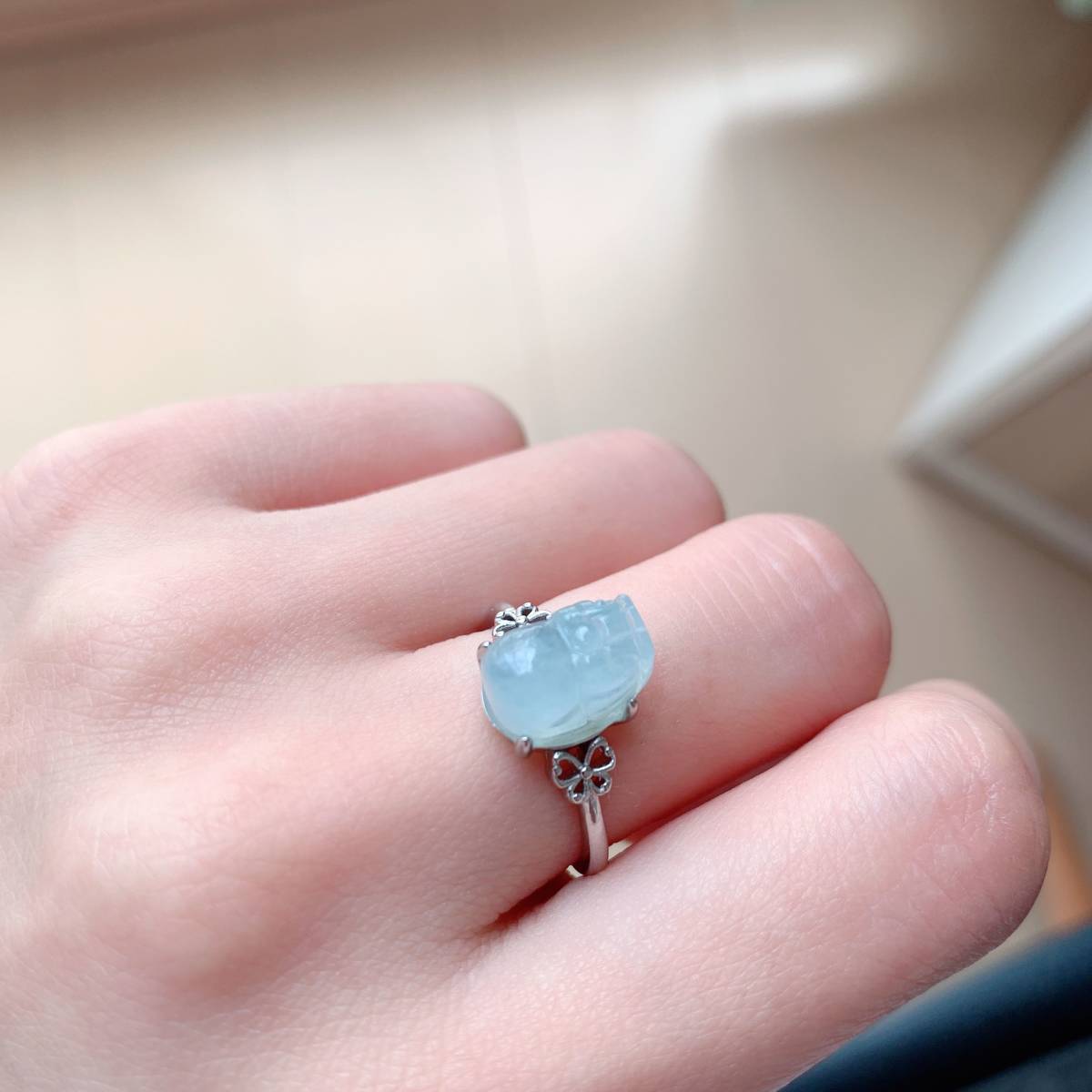 * aquamarine * ring * ring * free size *..(hikyuu) shape * sculpture * natural stone * Power Stone * pouch attaching * in present .015R42010