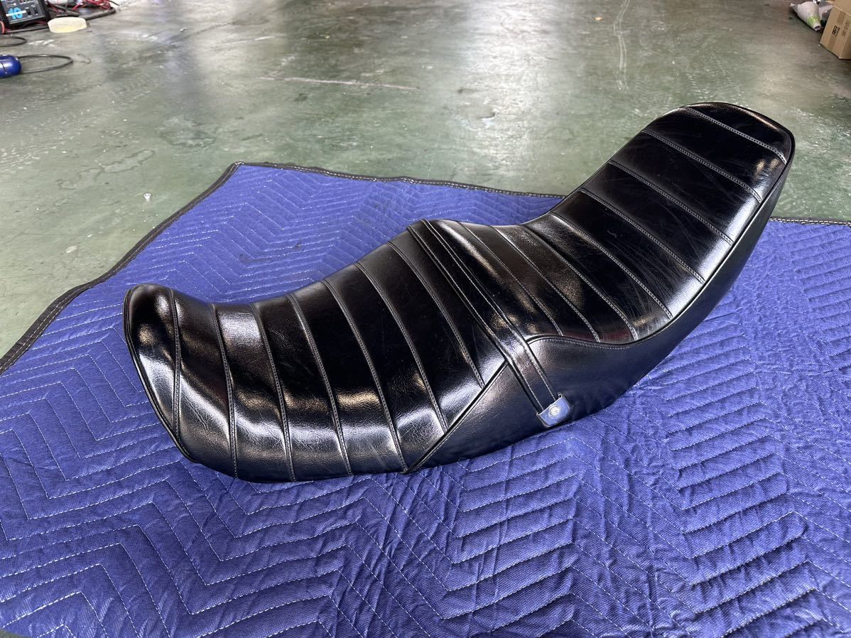 ZRX400用シート黒革タックロールKawasakiロゴ deepseapharma.dk