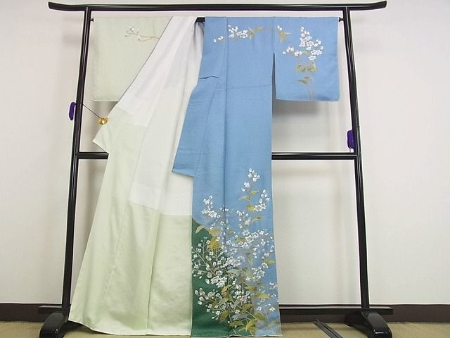 平和屋■極上　訪問着　刺繍　花尽くし　染め分け　銀通し地　逸品　未使用s7261_画像2