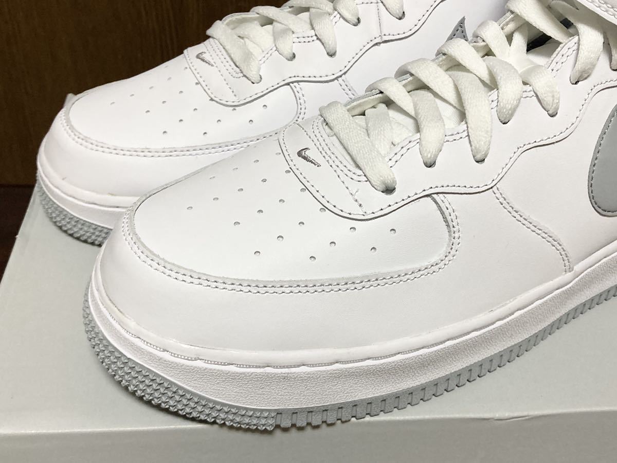 22年製 NIKE AIR FORCE 1 MID ナイキ エアフォース ミッド AF1【DV0806-100】WHITE WOLF GRAY ホワイト ウルフ グレー 白×灰 US11_画像5