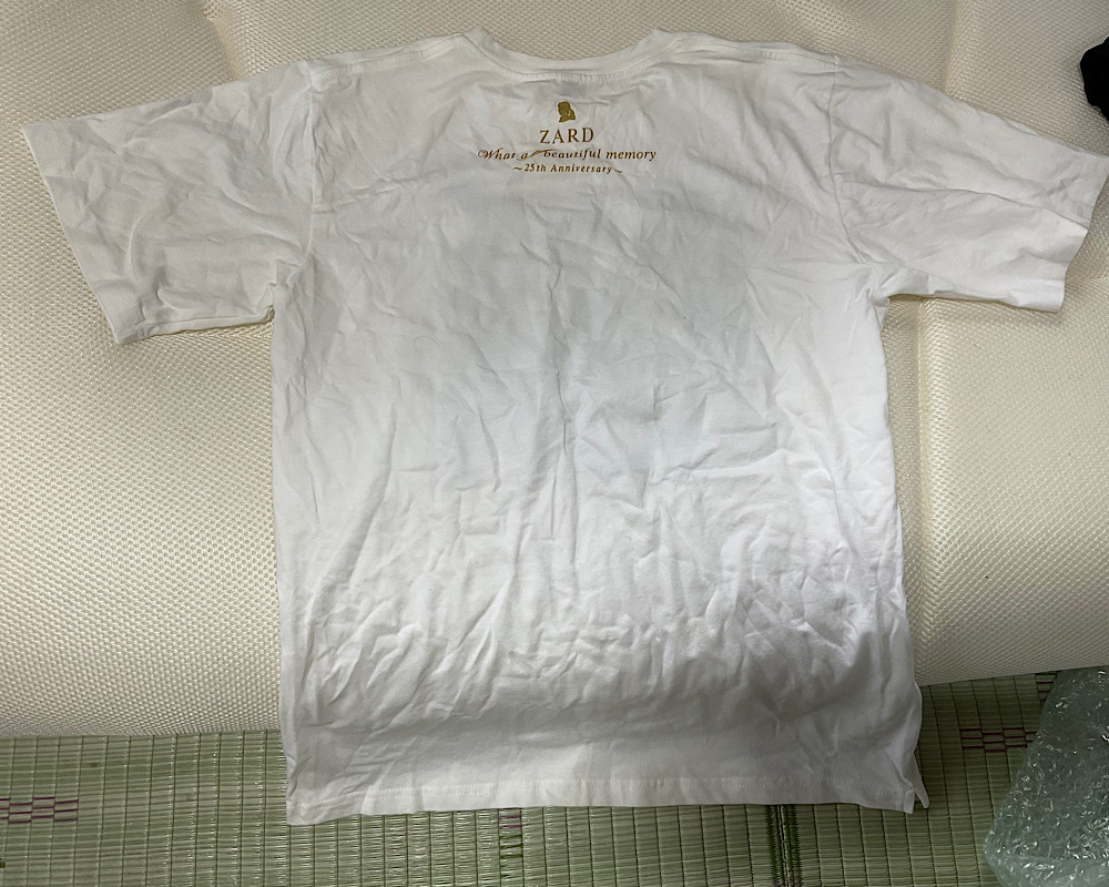 新作登場得価 ZARD Tシャツ その1(Tシャツ)｜売買されたオークション情報、yahooの商品情報をアーカイブ公開 - オークファン