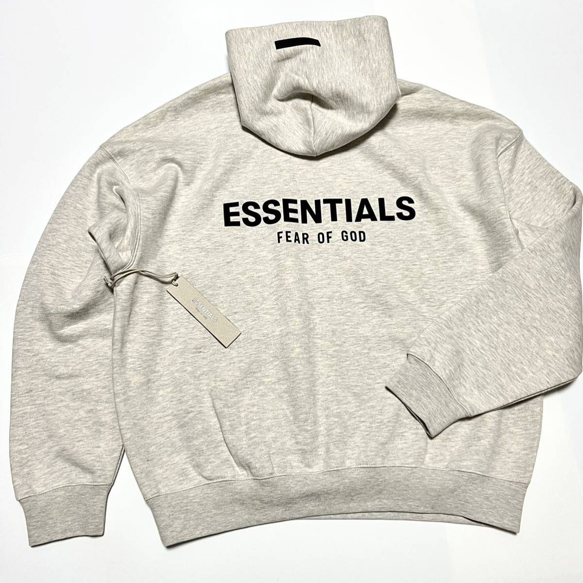 ブランド FEAR OF GOD Mサイズ FOG ESSENTIALS ロゴ フーディー パーカー 21SSの通販 by KANN  ｜フィアオブゴッドならラクマ メンズ