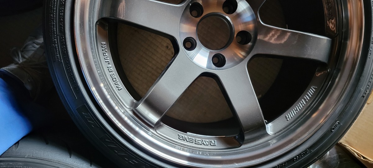 レイズ ボルクレーシング RAYS VOLKRACING TE37 SL 18インチ 10.5J ＋15 PCD114.3 5穴 5H 美品 GTRサイズ チューナーサイズ_画像6