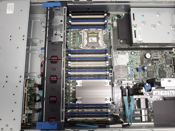 hp ProLiant DL380 Gen9 Xeon E5-2623 v4/16GB/HDD300GBx8/P440ar/iLO4 server high capacity storage *375408