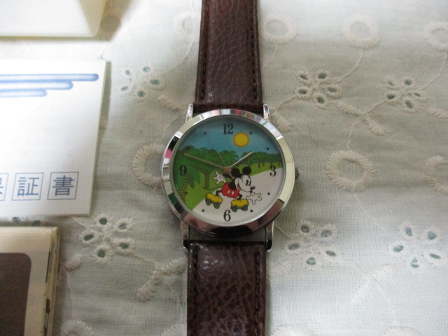 1990 годы Disney магазин ограничение открытие часы наручные часы Mickey Mouse Miyazaki магазин MIYAZAKI не использовался 