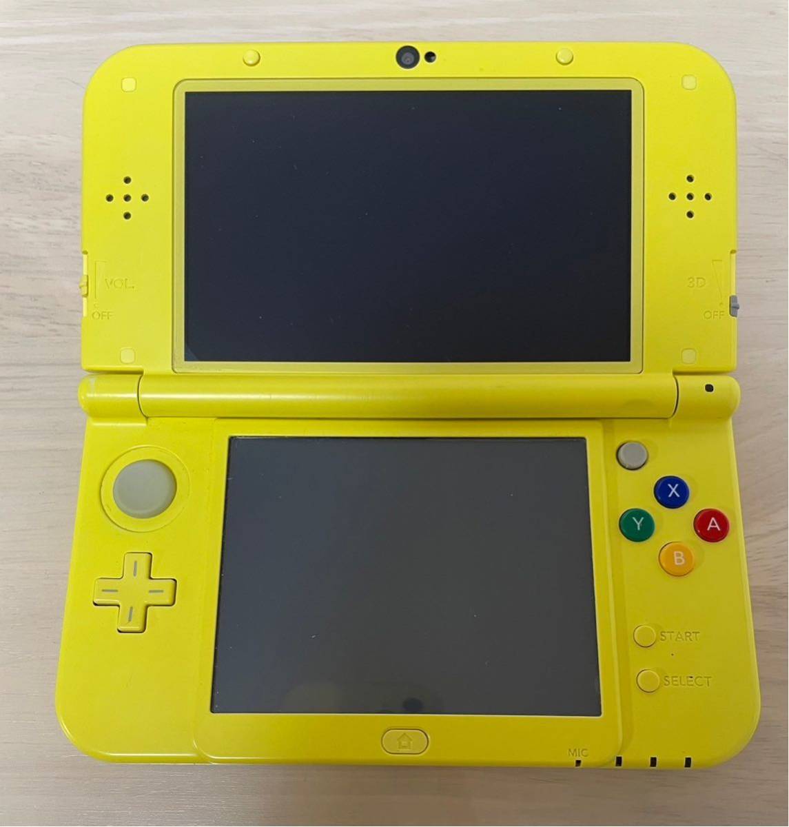 [ beautiful goods ]New Nintendo 3DS LL Pikachu [ yellow ] box attaching 