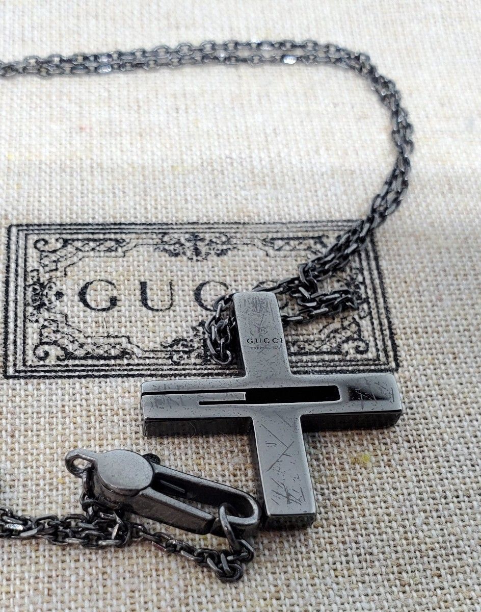 レア廃盤品】GUCCI クロス カットアウトG チェーンネックレス ブラック