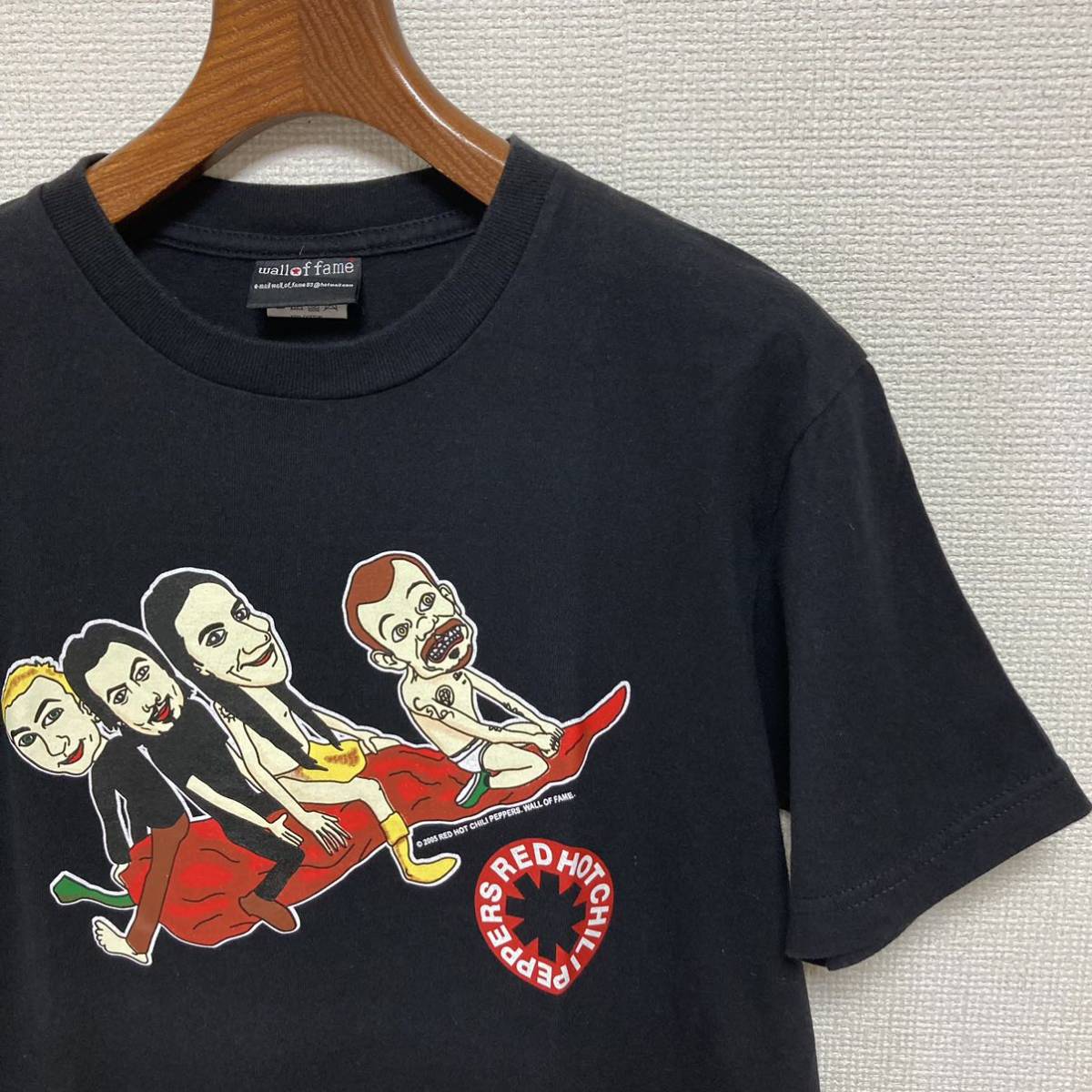 00s■Red Hot Chili Peppers■唐辛子 ポップ Tシャツ M 黒 ブラック レッド ホット チリ ペッパーズ 05年コピーライト  バンT バンドT 良品