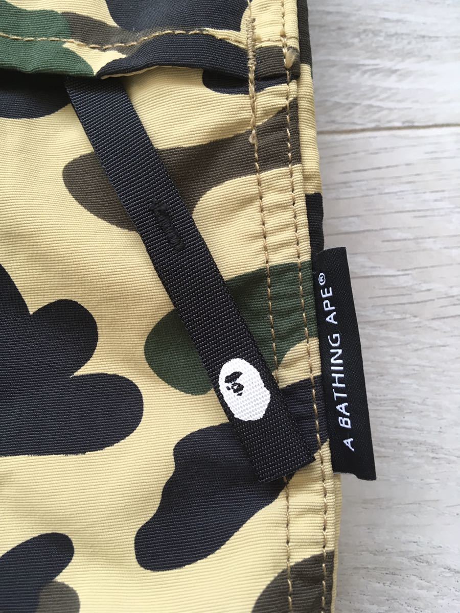 超美品 A BATHING APE 1stイエローカモスノボジャケット 超美品 A BATHING APE 1stイエローカモスノボジャケット