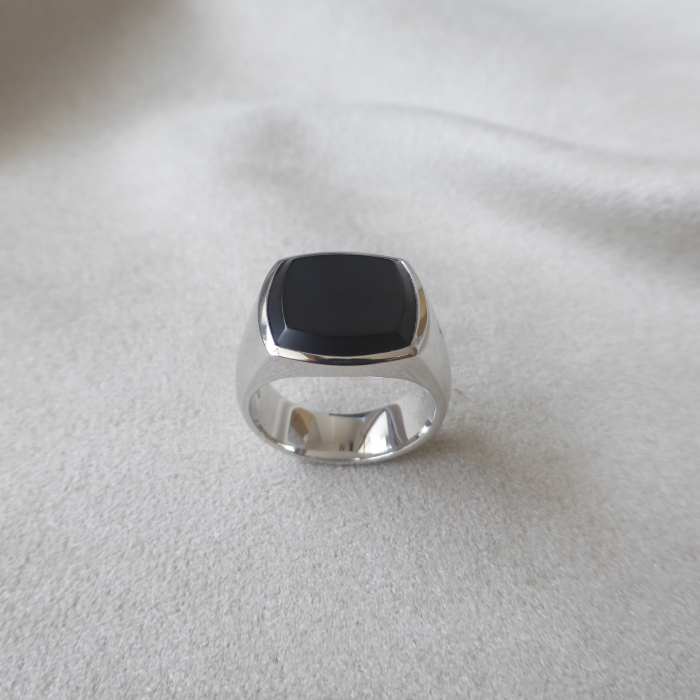 トムウッド （TOM WOOD） Cushion Ring クッション リング ブラックオニキス シルバー 925 指輪 #54 14号 R74HQMBO01S925（新品）_画像2