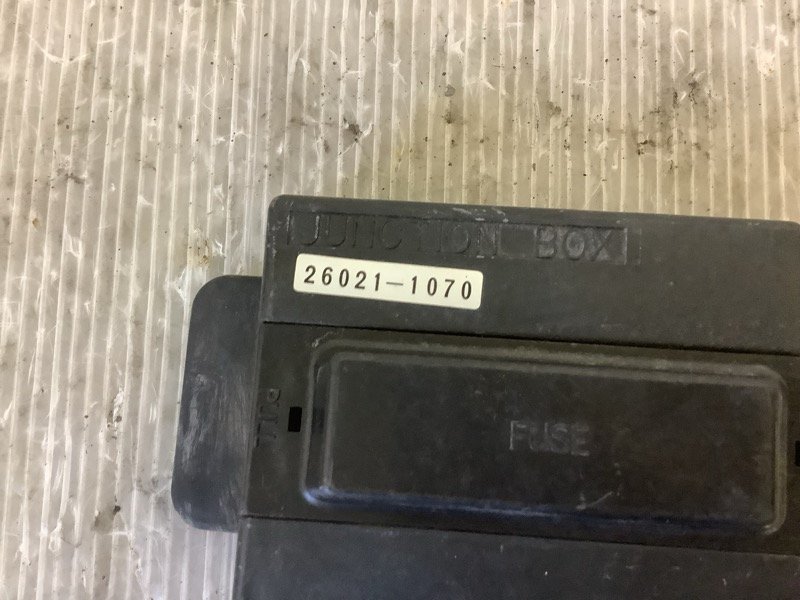ZZ-R 1100 と ZXT10C ヒューズボックス 必見 (60) K11-823 SM_画像5
