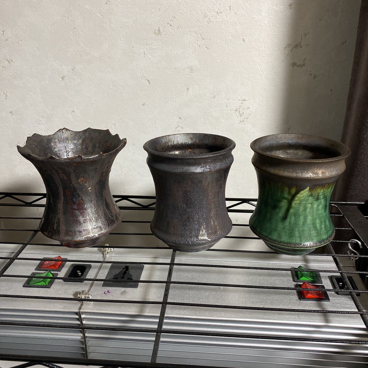 安心の定価販売 カタチ製作所 Mederu マイカブラック pot Mederu M