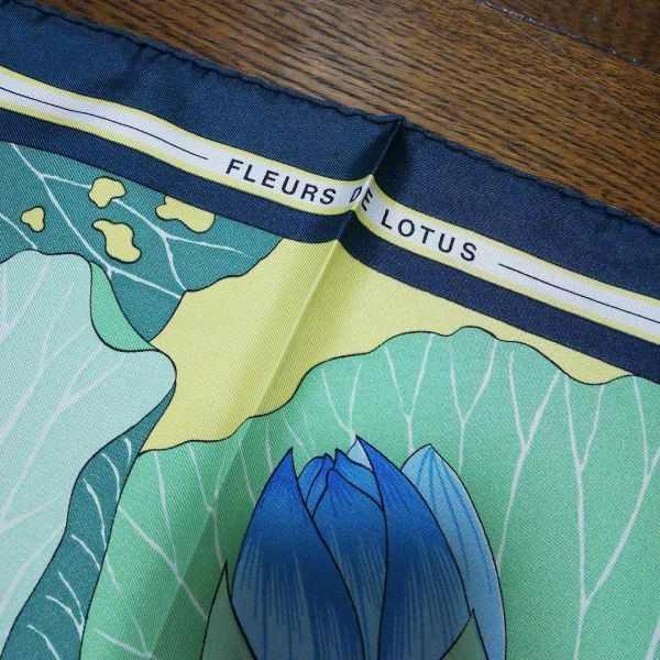 796超美品 エルメス HERMES スカーフ ヴィンテージ シルク 花柄