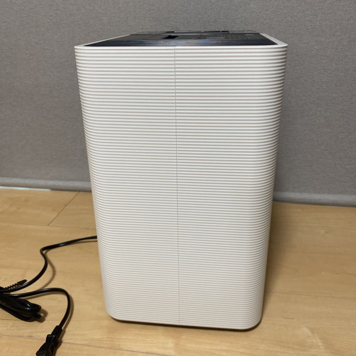 82%以上節約 展示保証付 DAINICHI ダイニチ ハイブリッド式加湿器 HD