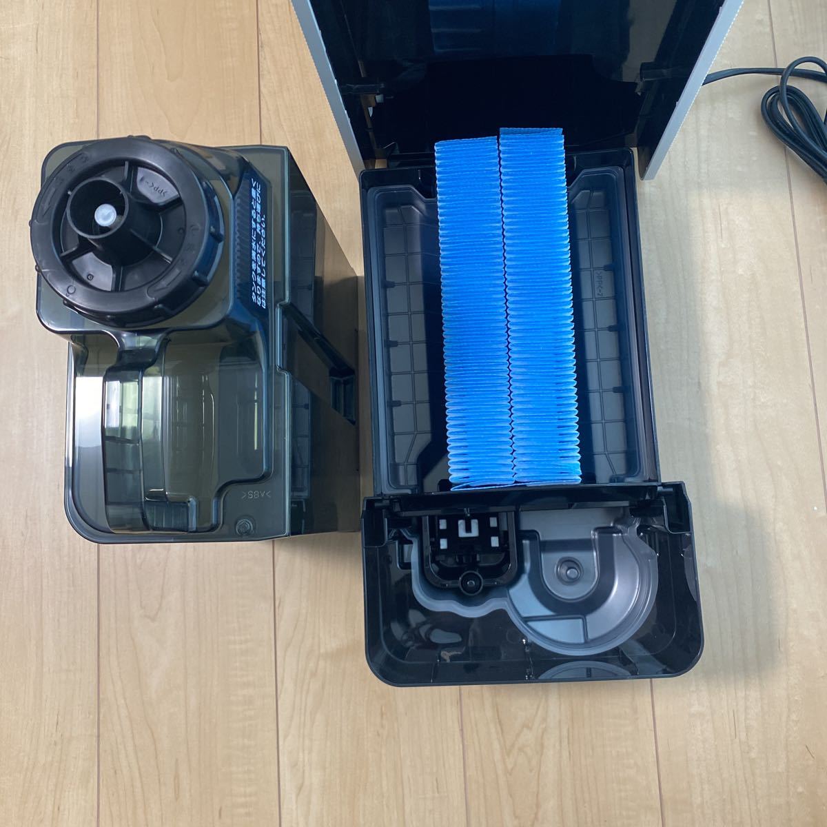 82%以上節約 展示保証付 DAINICHI ダイニチ ハイブリッド式加湿器 HD