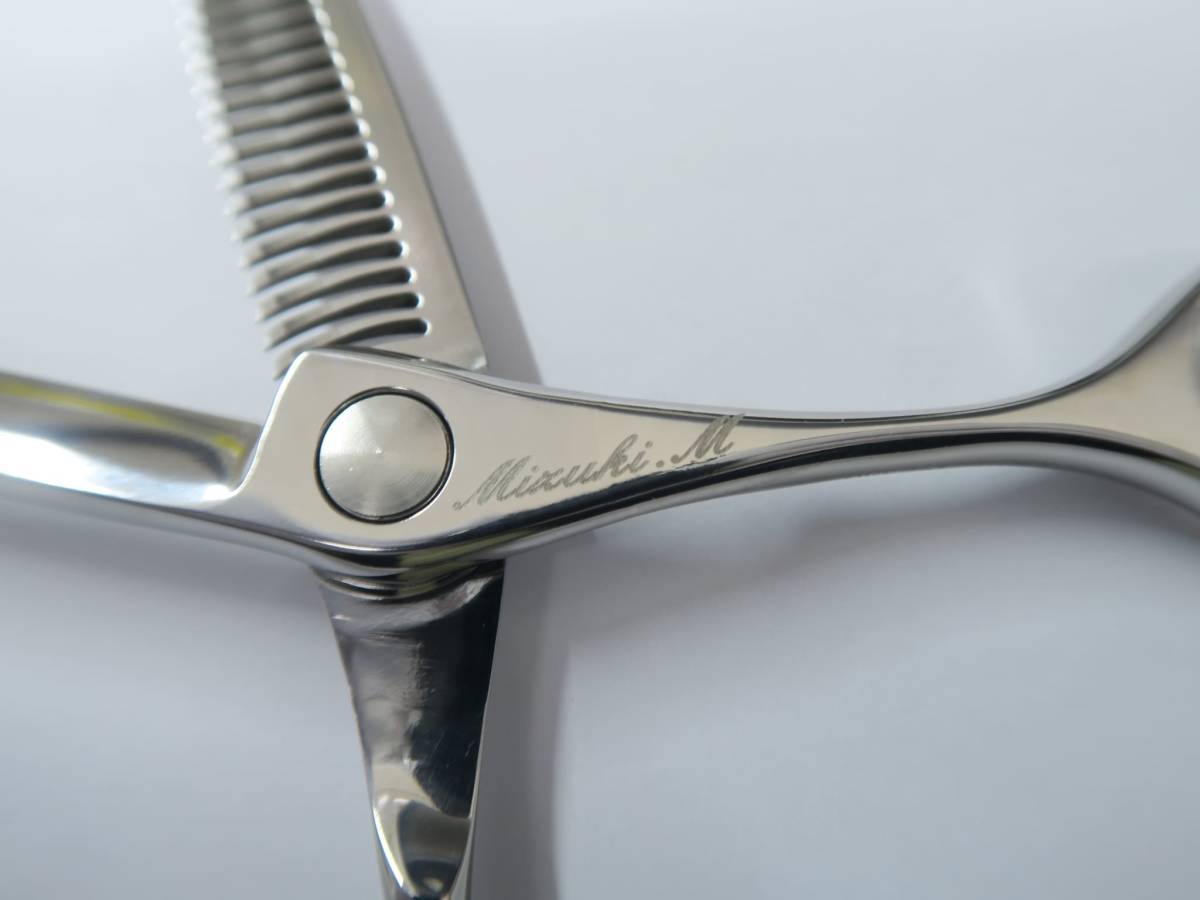 Aランク【SCISSORS JAPAN シザーズジャパン】 QVF25%29i06Y セニング 美容師・理容師 5.5インチ 右利き 【中古】:H-6359_画像4