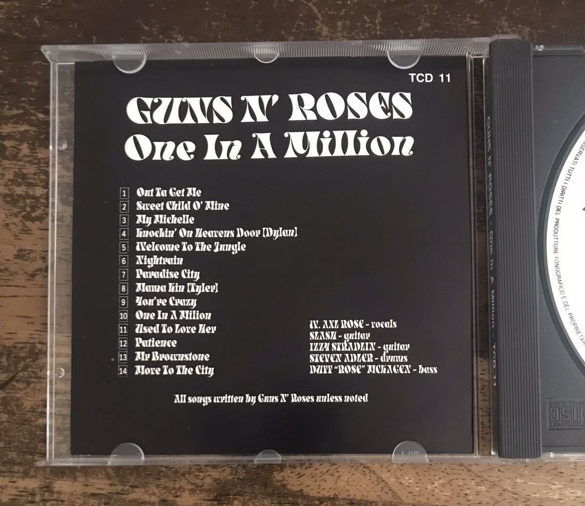 Guns N’ Roses ガンズ&ローゼズ ■ One In A Million (1CD)_画像3