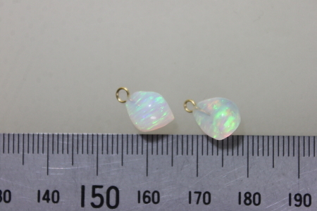 18 gold, compound opal ( Kyocera made ) pendant charm (K-9)