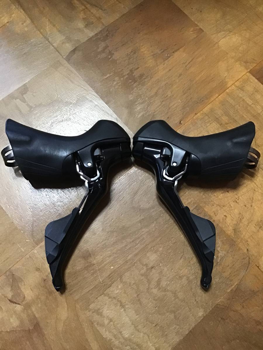 105 ST-R7000 2段×11速 STIレバー シマノ SHIMANO ブラック 105 ST-R7000 2段×11速 STIレバー シマノ SHIMANO ブラック