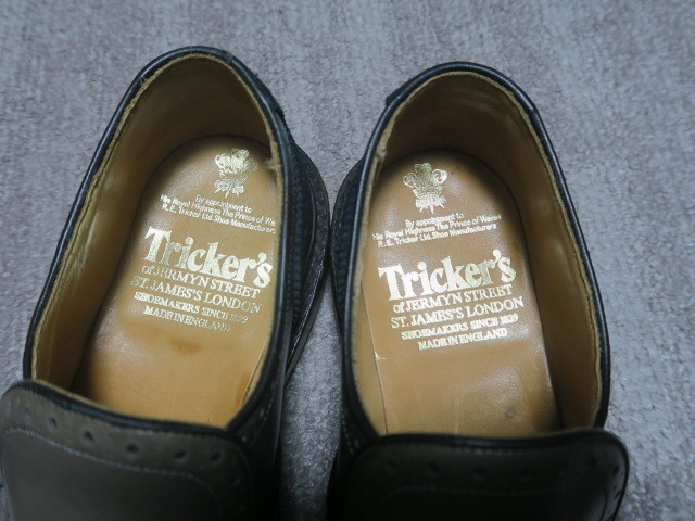 UK製★美品 好配色 Tricker's トリッカーズ コンビ ウィングチップ スリッポン 本革 8.0-5 英国製 レザーシューズ 革靴 ネイビーグレー系_画像10