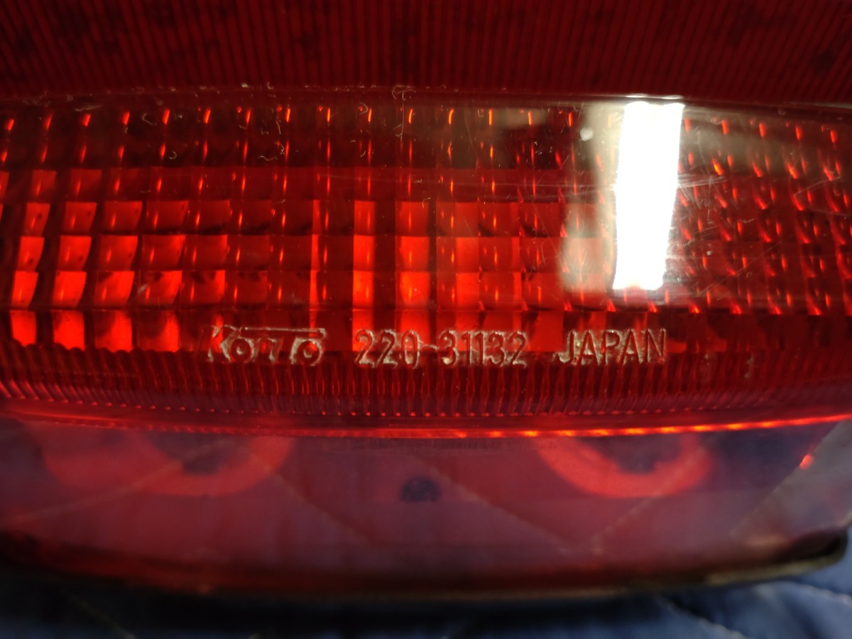  Yamaha / оригинальный /XJR1200/4KG/ задний фонарь /220-31132/ подлинная вещь / распроданный / старый машина / Yoshimura / Moriwaki / свекла /BEET/ Ohlins / Brembo / Gale Speed 