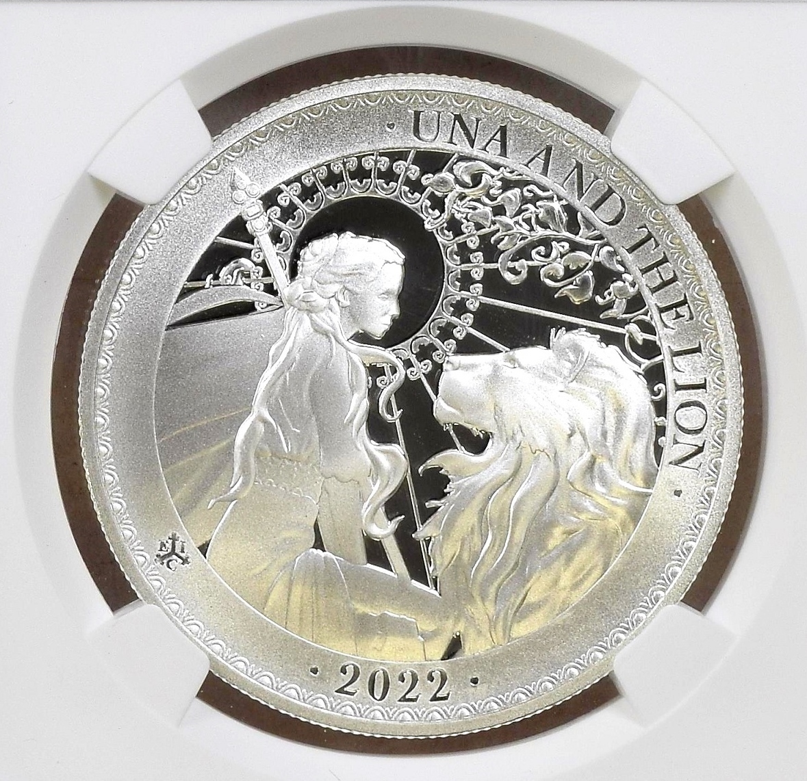 初日ラベル FDI 2022年 セントヘレナ ウナとライオン 1ポンド 1オンス プルーフ銀貨 NGC PF70 ULTRA CAMEO First Day of Issue イギリス_画像5