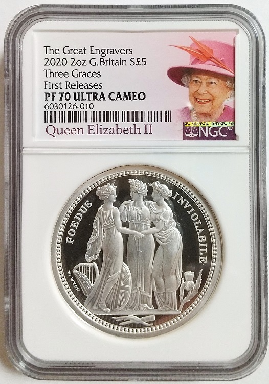 2020年 英国 イギリス ロイヤルミント スリーグレイセス 5ポンド 2オンス プルーフ 銀貨 NGC PF70 ULTRA CAMEO First Releases 女王ラベル_画像1