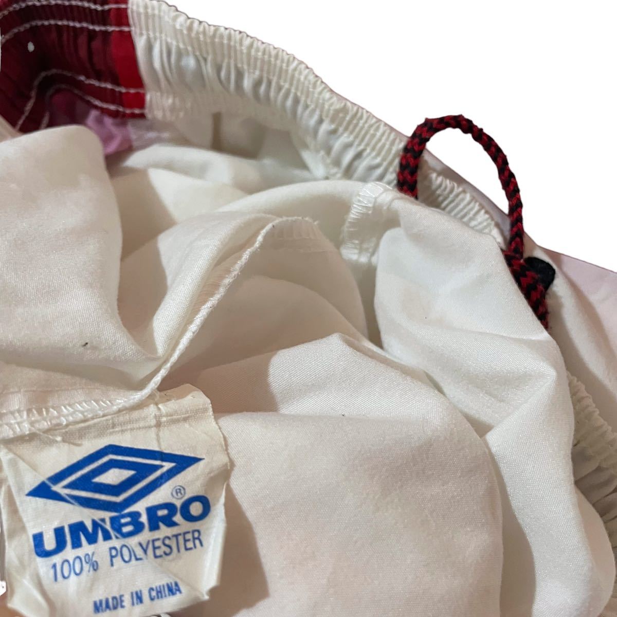 古着 96/98 UMBRO アンブロ　マンチェスターユナイテッド　ハーフパンツ_画像8