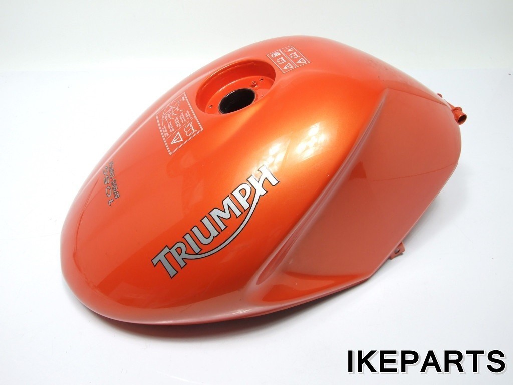 トライアンフ TRIUMPH　スピードトリプル1050 純正 ガソリンタンク 「オレンジ系」 A475H0536