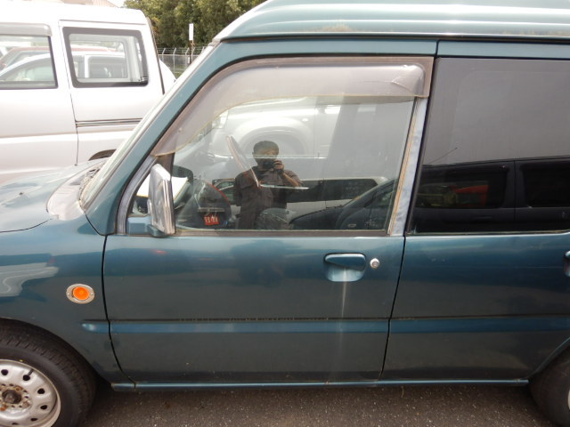 H7 год Minica Toppo H31A левая передняя дверь G89 зеленый / silver two-tone справка номер товара MR125155 Minica Toppo 904857/ текущий автомобиль 