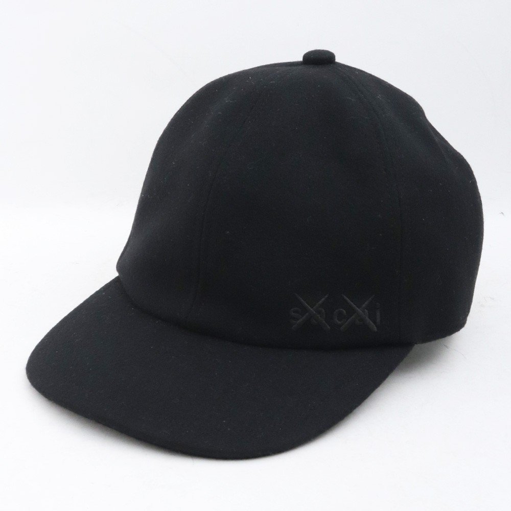 SACAI × KAWS Melton cap サイズ3 ブラック 21-0289S サカイ カウズ メルトンキャップ 帽子 ロゴ刺繍_画像1
