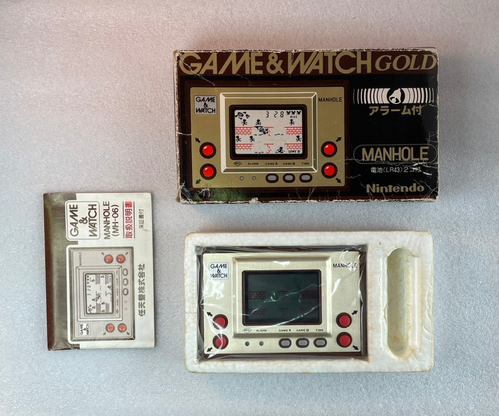 任天堂 ゲームウォッチ マンホール GAME&WATCH GOLD