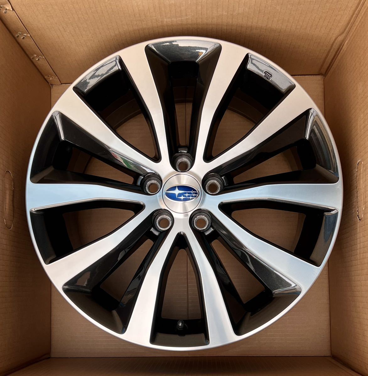 Yahoo!オークション - 即決◇極上美品◇SUBARU スバル エクシーガ