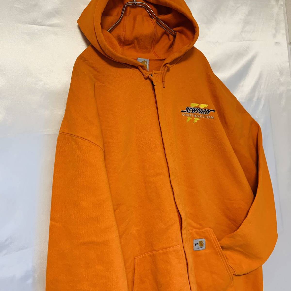 US古着 カーハート carhartt 企業ロゴ フルジップ スウェット　パーカー オレンジ　XL メンズ　レディース　トレーナー　ワーク　作業着_画像1