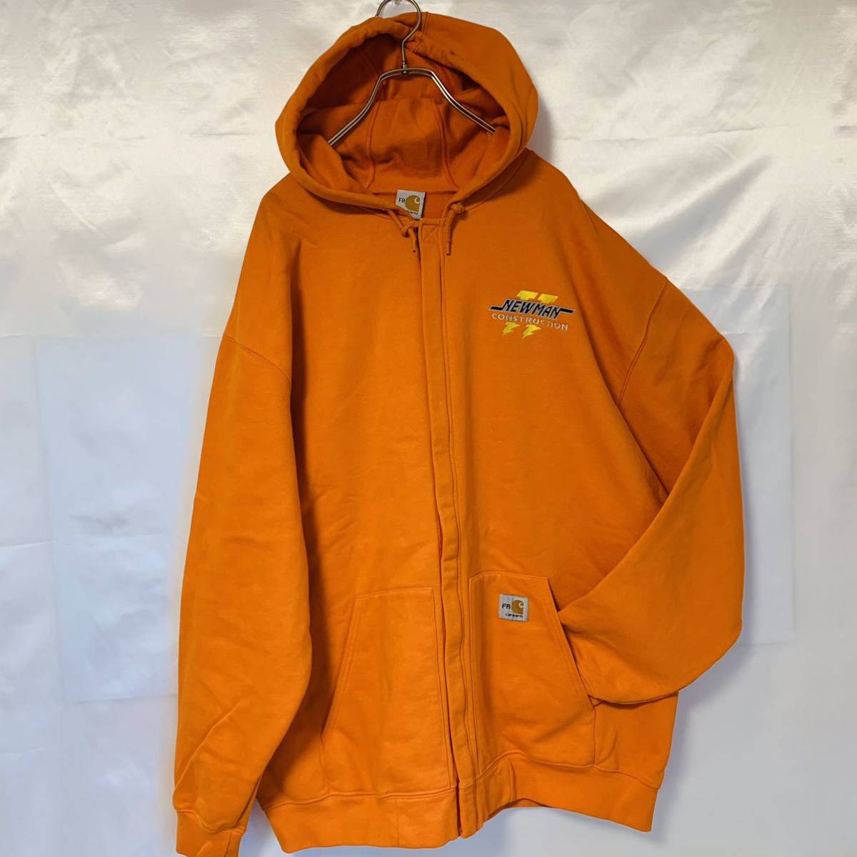 US古着 カーハート carhartt 企業ロゴ フルジップ スウェット　パーカー オレンジ　XL メンズ　レディース　トレーナー　ワーク　作業着_画像3