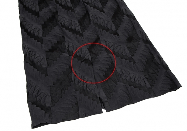 イッセイミヤケISSEY MIYAKE 立体柄織りストレッチスカート 黒3 【レディース】_画像8